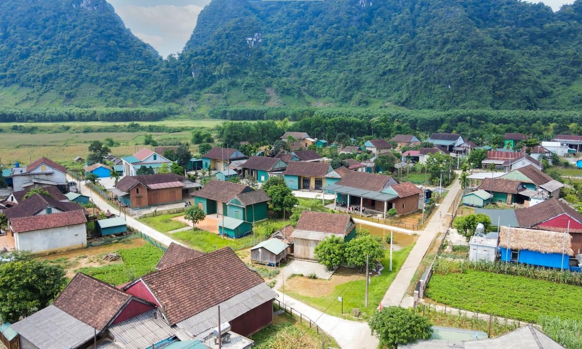 CYCLING TOUR: LEGENDS OF THE HO CHI MINH TRAIL & CENTRAL COAST SYMPHONY 10 DAYS